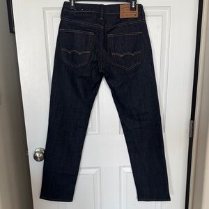 American Eagle Outfitters Men's slim Straight Jeans 28x30 extreme flexes